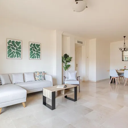 Sunbeach - Puerto Banus *