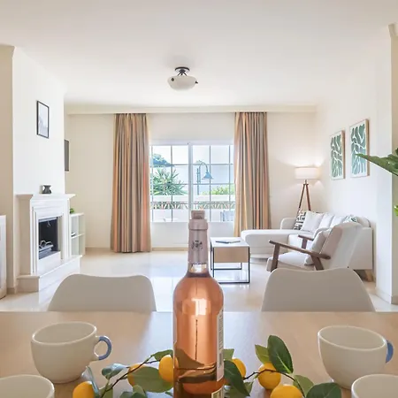 Sunbeach - Puerto Banus