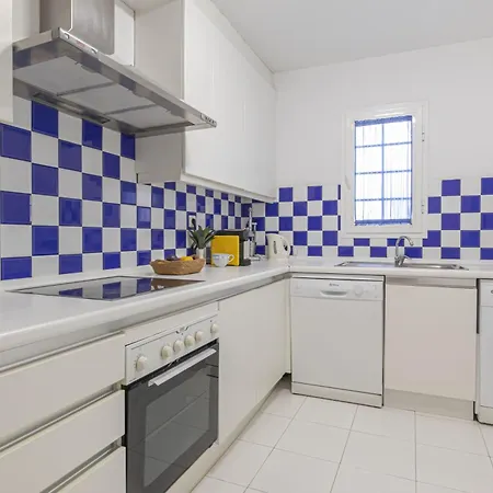 Sunbeach - Puerto Banus