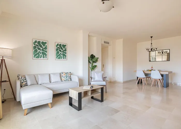 Sunbeach - Puerto Banus *