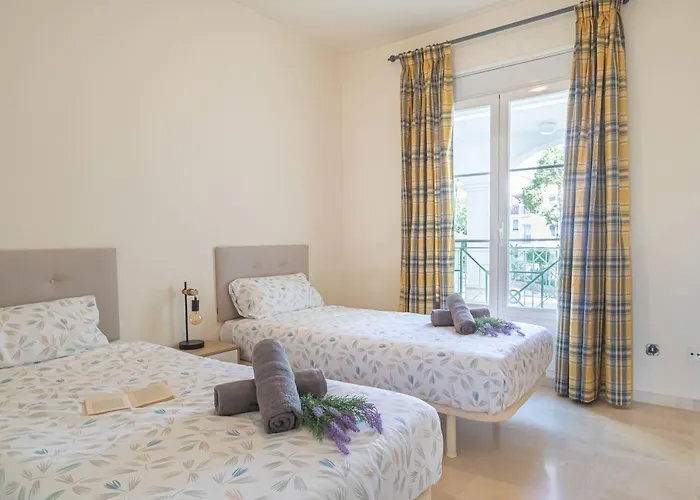 Sunbeach - Puerto Banus * Marbella