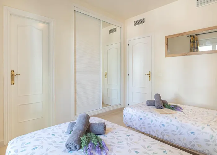 Apartament Sunbeach - Puerto Banus Marbella