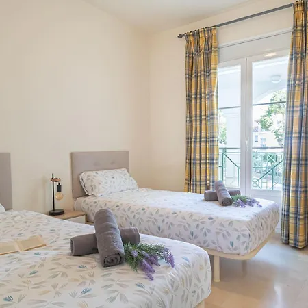 Sunbeach - Puerto Banus * ماربيا